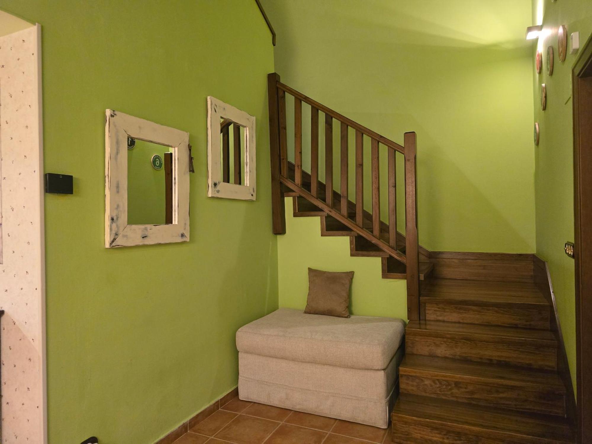 Un Encanto De Duplex Хака Экстерьер фото