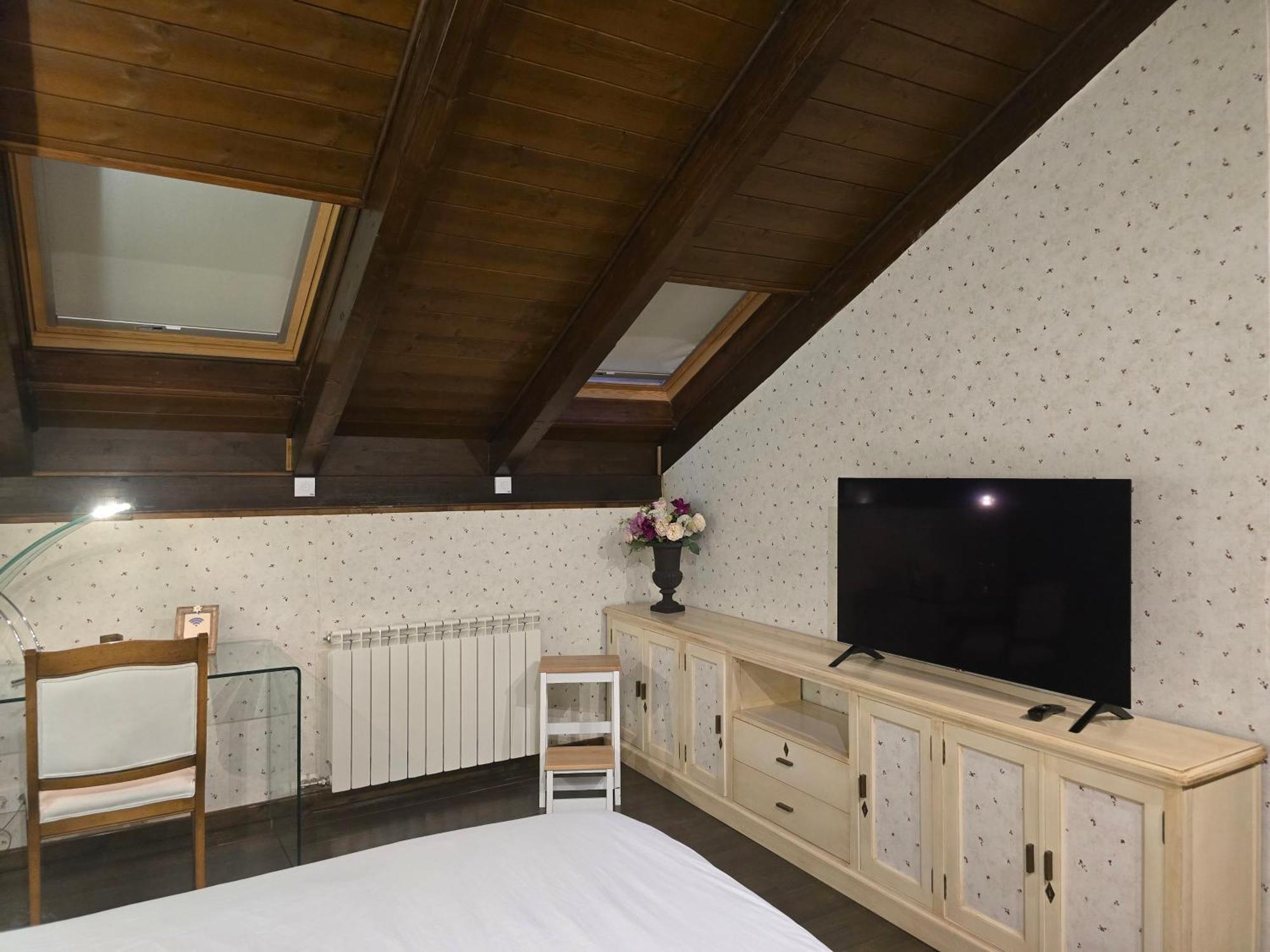 Un Encanto De Duplex Хака Экстерьер фото